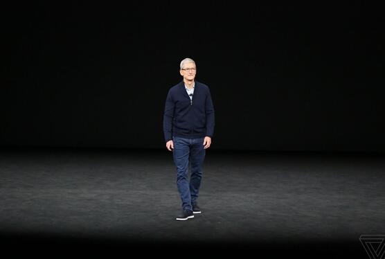 老款iPhone用户吐槽：苹果从换新电池中狂获利
