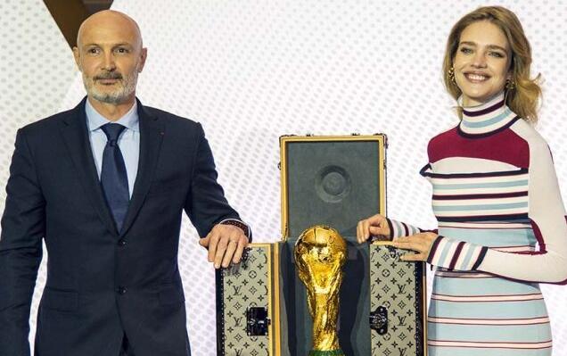 LV x FIFA 给女孩们一个爱上世界杯的理由