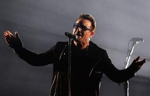 U2主唱Bono突然失声 演唱会开场20分钟被迫取消