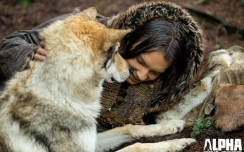 《阿尔法：狼伴归途》发“父母爱”片段 年度最佳亲子电影金句励志催泪