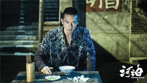 网曝李现因档期问题无缘《河神2》 金世佳接棒