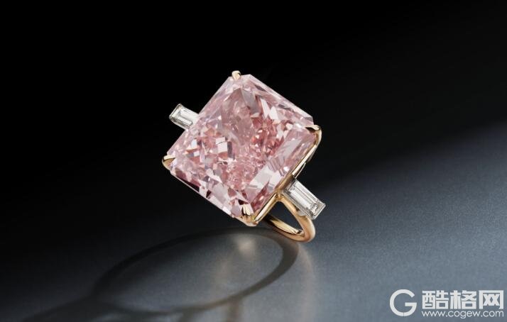 富艺斯首场日内瓦珠宝拍卖隆重呈献拍卖史上最大浓彩粉红钻石之一