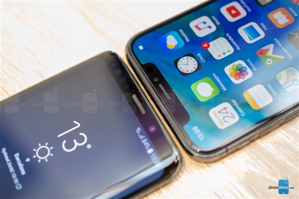 全面屏旗舰大碰撞！三星S9/iPhone X真机对比