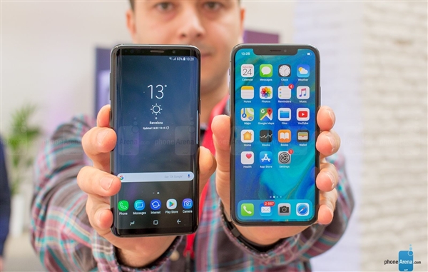 全面屏旗舰大碰撞！三星S9/iPhone X真机对比