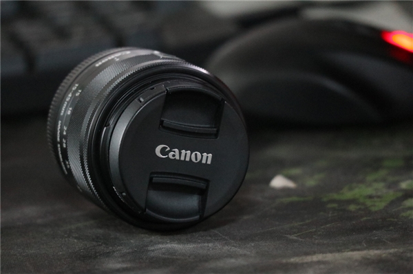 佳能首款全幅无反相机更多规格曝光 重量与索尼A7相当