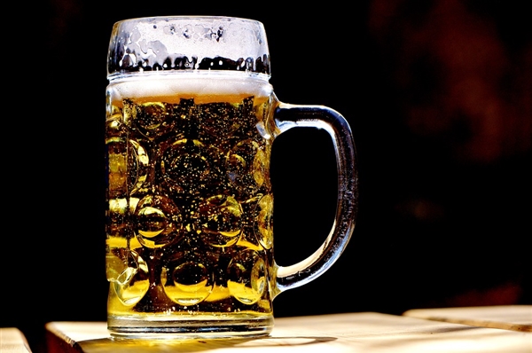 澳洲公司使用现存最老酵母酿制啤酒：复原220年前风味