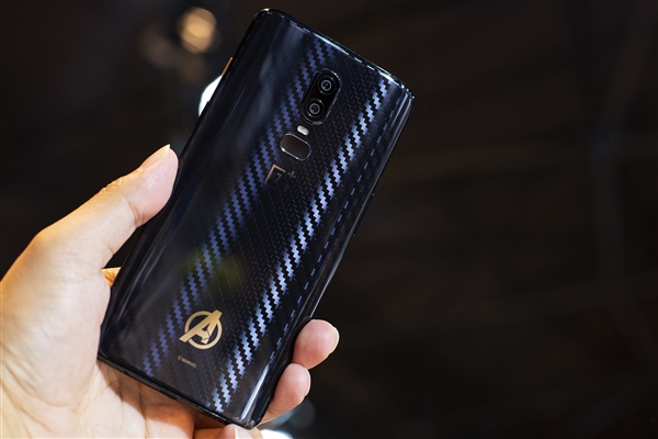 3199元起售 一加6图赏：颜值出众