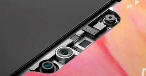 小米8就长这样？小米两款新机前面板谍照曝光：刘海屏/窄下巴