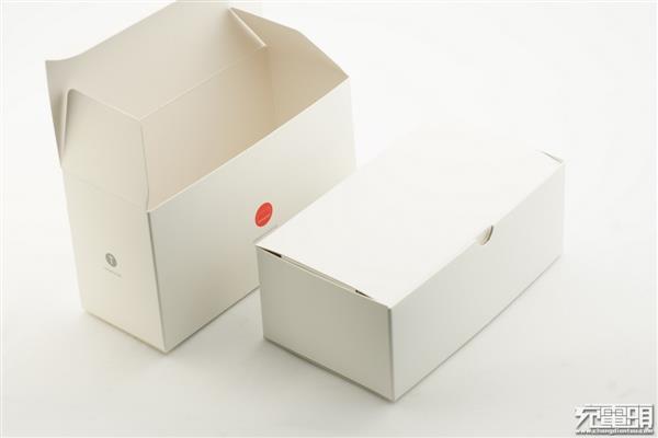用料良心：坚果闹钟式无线充电座拆解