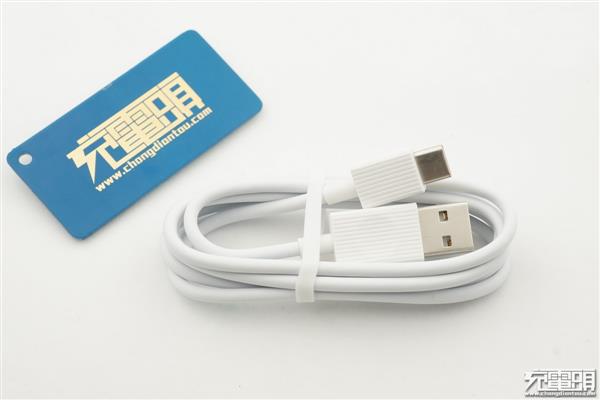 用料良心：坚果闹钟式无线充电座拆解