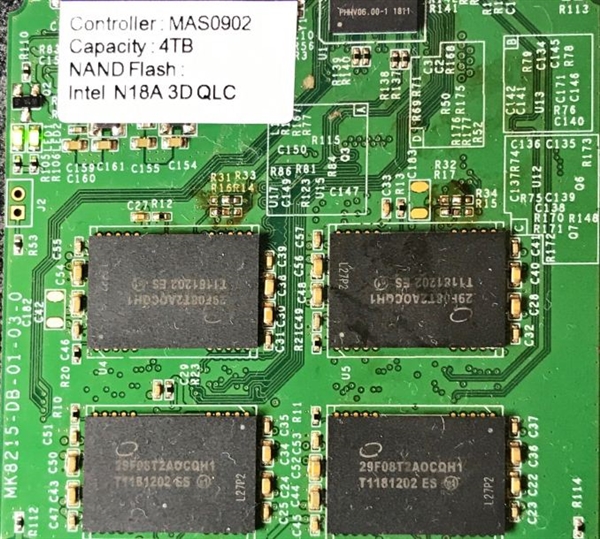 联芸展示4TB SSD样品：国产14mn主控、Intel QLC闪存