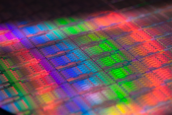 Intel 10nm工艺揭秘：晶体管密度比肩台积电/三星7nm