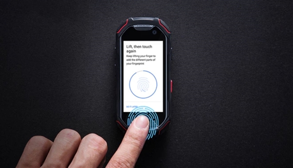 1400元！2.45寸最小安卓手机众筹火热：指纹/防水/NFC齐全