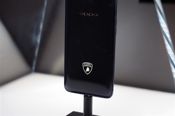 这就是OPPO Find X兰博基尼版：充满电仅需35分钟