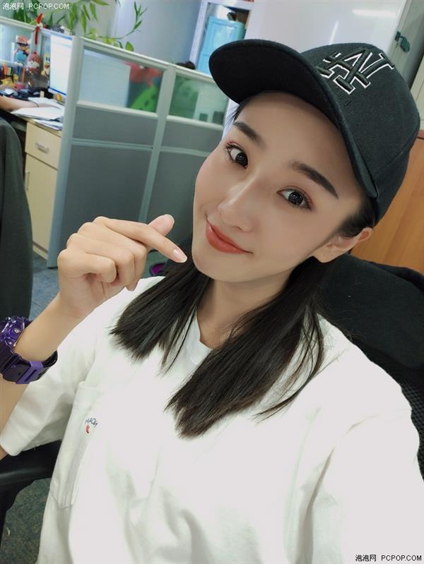 美图T9上手：好看的美千篇一律 属于你的只有一款