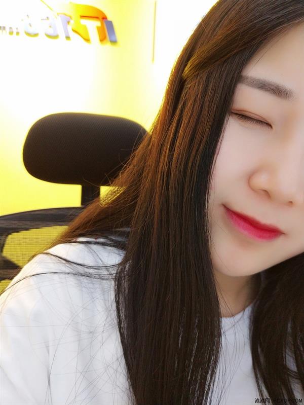 美图T9上手：好看的美千篇一律 属于你的只有一款