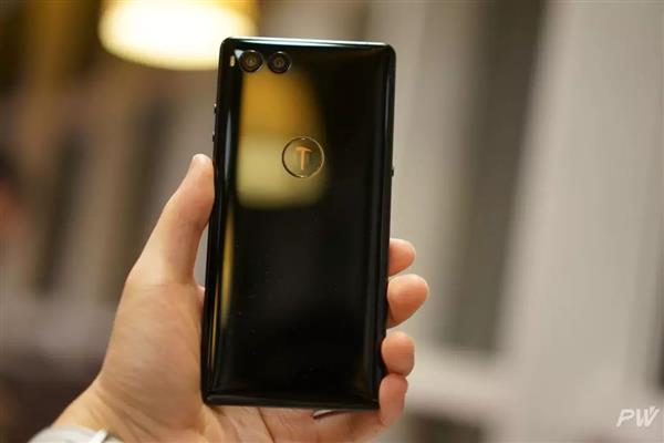 让人穿纸尿裤的TNT没了 锤子就活了吗？