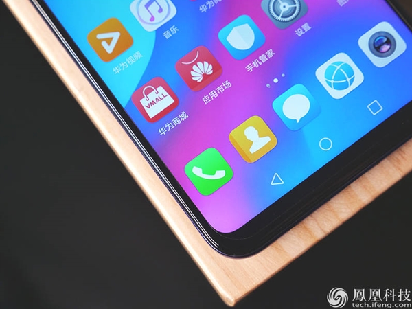 华为nova 3图赏：3D曲面玻璃颜值赞