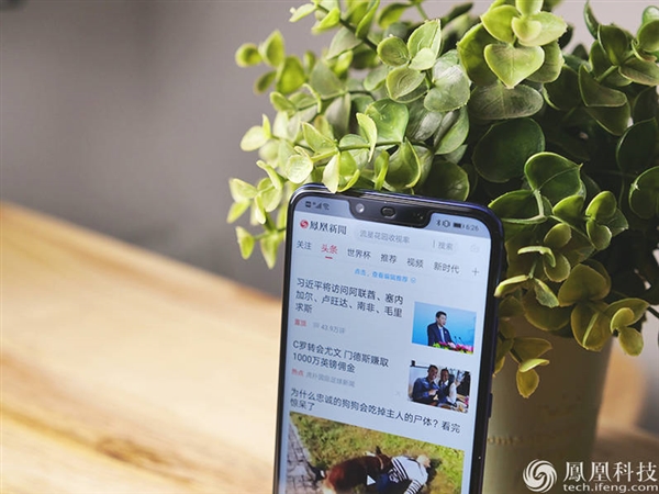 华为nova 3图赏：3D曲面玻璃颜值赞