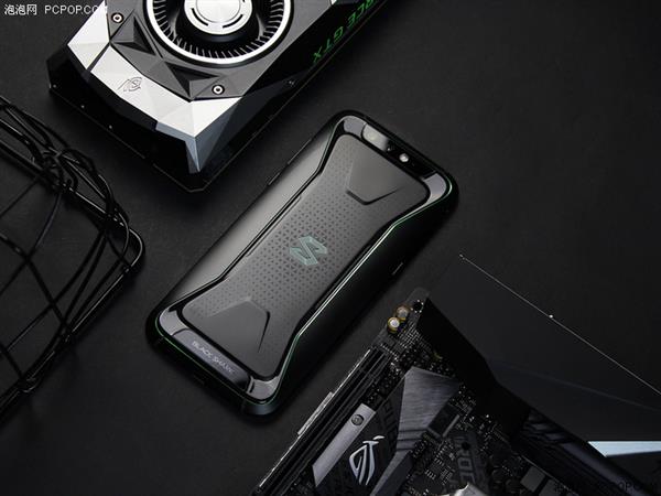 纯种游戏手机现状：窘境之中路在何方？
