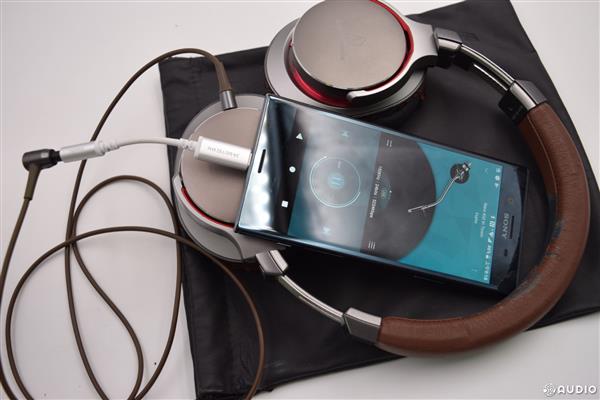 两款USB Type-C音频转换器体验：HTC完败