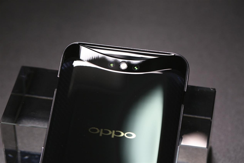 9999元 OPPO Find X 兰博基尼版评测:超跑碳纤维诠释轻奢美学