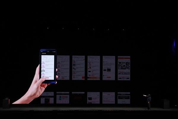 坚果Pro 2S上手：用软件重新定义硬件