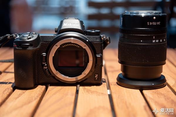 尼康首款全画幅无反相机Z7试拍体验：比索尼还强？