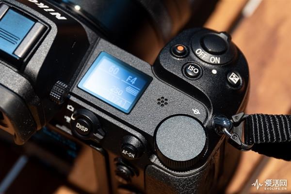 尼康首款全画幅无反相机Z7试拍体验：比索尼还强？