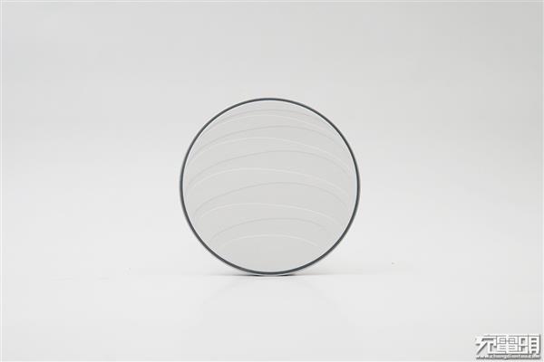 巨头对决：AT&T与Verizon无线充电器拆解对比