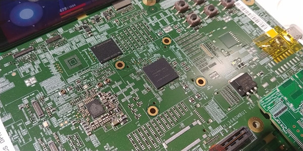 麒麟980工程板解析：华为Mate 20有望6+128GB起步