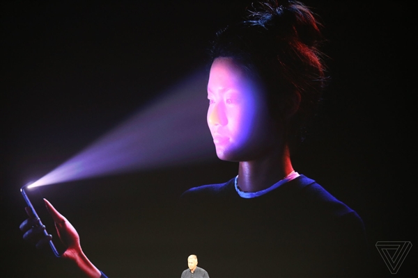 分析师：iPhone不会有屏下指纹版本 苹果不感兴趣