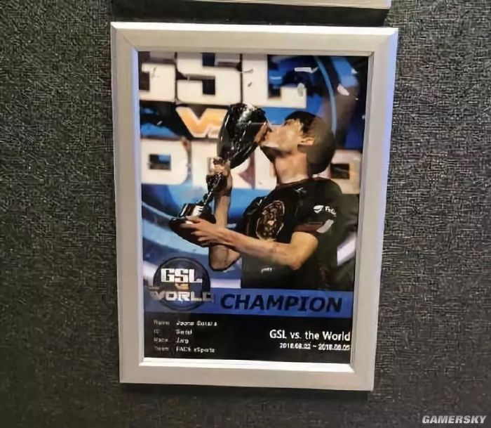 ﾓﾎﾃﾇｿﾕ