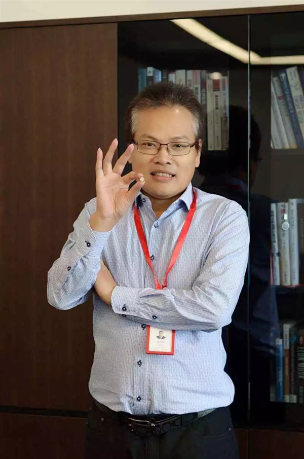 全球首款虹膜识别芯片！虹识技术乾芯QX8001成功流片