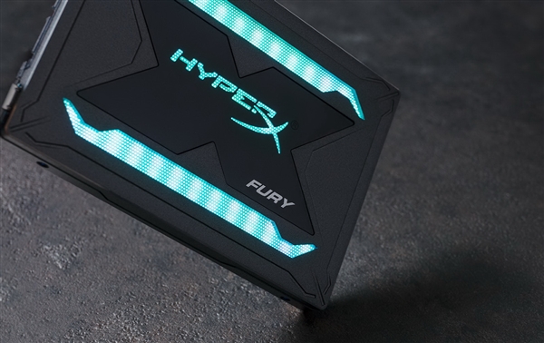 金士顿发布HyperX Fury RGB SSD：49颗灯珠