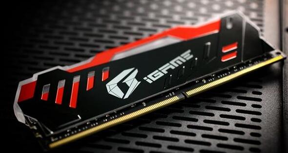 七彩虹iGame内存正式发布：8GB DDR4-3200 七彩呼吸灯