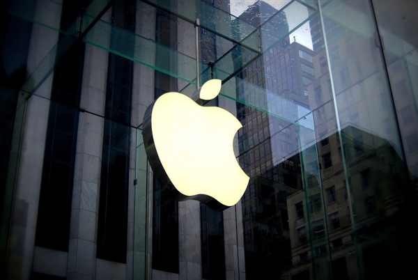 美国加州逮捕8名Apple Store抢劫惯犯：还有9人被通缉
