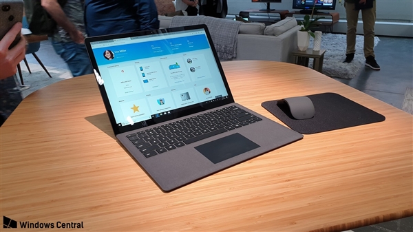 微软Surface Laptop 2发布：6900元