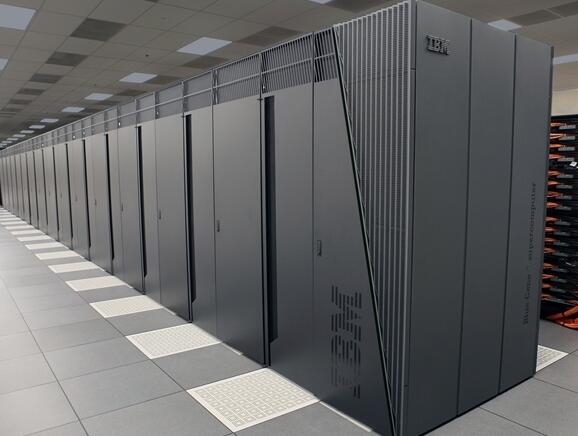 107年的老牌公司IBM 会在云计算赛道“被甩”？