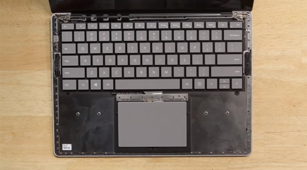 Surface Laptop 2获iFixit可维修评估0分：1088元意外保成必备