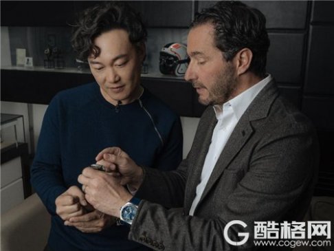 非凡之路致敬传奇 陈奕迅探秘真力时制表工厂