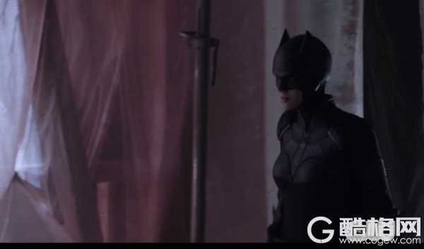 CW新剧《蝙蝠女侠》首支预告片发布：女主英气十足