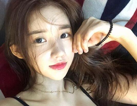 满足幻想的韩国网红女DJ