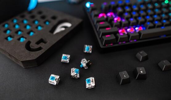 随意更换键轴！罗技推出PRO X机械键盘