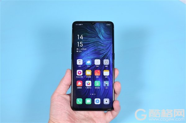 OPPO：自研芯片未来将商用 折叠屏手机正在准备中