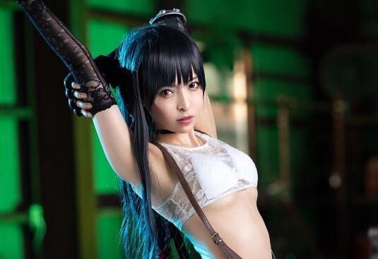 蕾丝背心版蒂法过于诱人 日本美女魔术师Cos美图