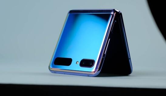 因一名员工感染新冠病毒 三星Z Flip韩国工厂被迫关闭