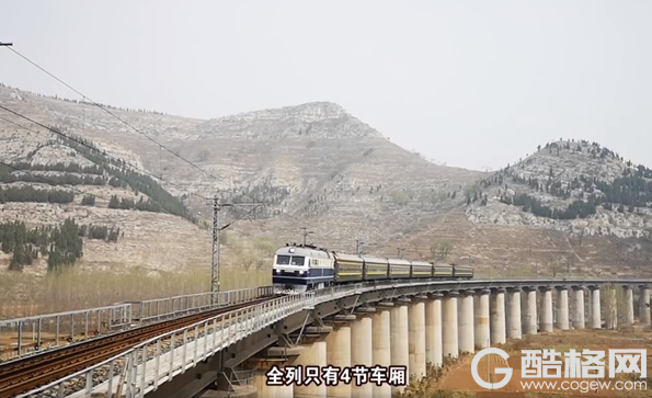 仅6节车厢 票价5毛 中国最慢的网红火车升级了